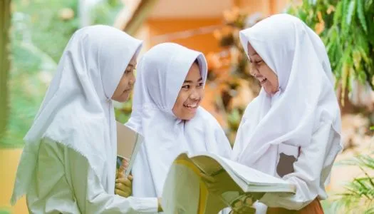 Tentang